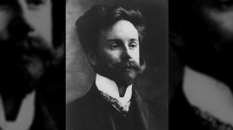 Alexander Scriabin photo high collar suit moustache