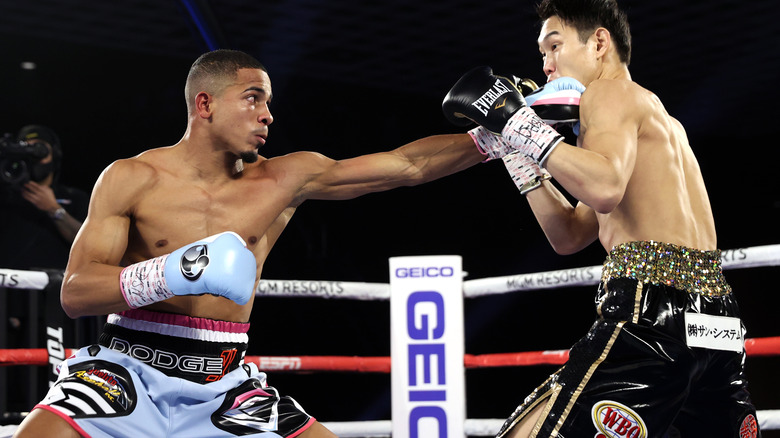 Félix Verdejo boxing