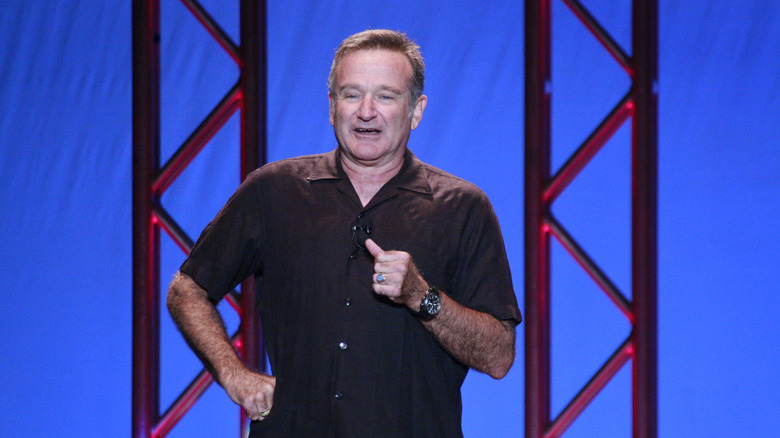 Robin Williams performing