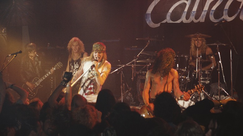 Guns N' Roses live