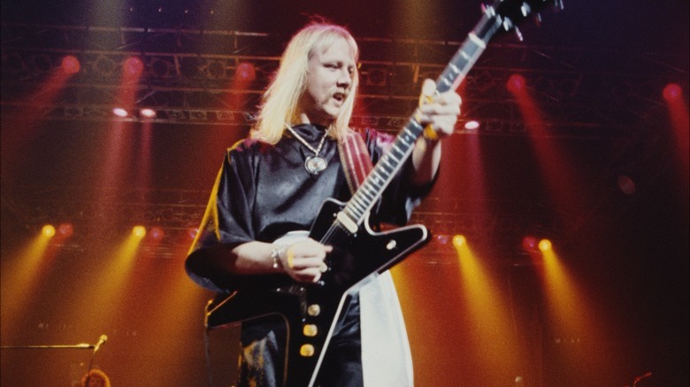 Kerry Livgren playing guitar onstage 1979