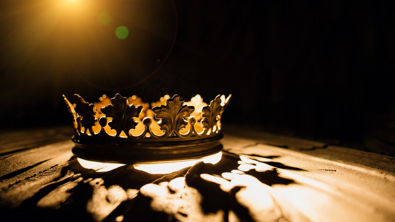 golden crown