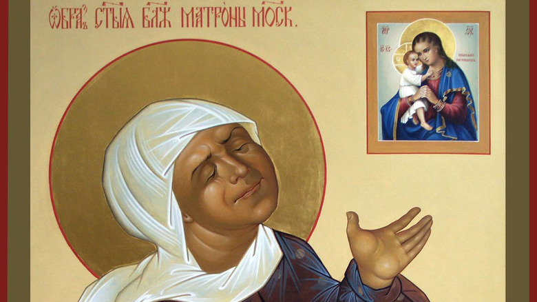 Icon St. Matrona of Moscow eyes closed praying