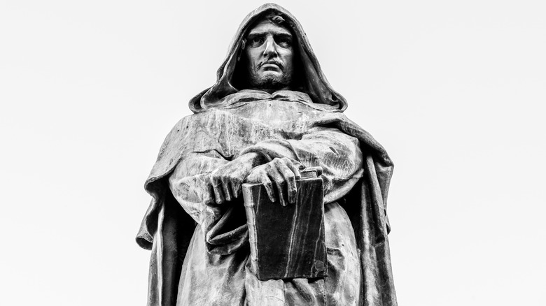 statue of Giordano Bruno