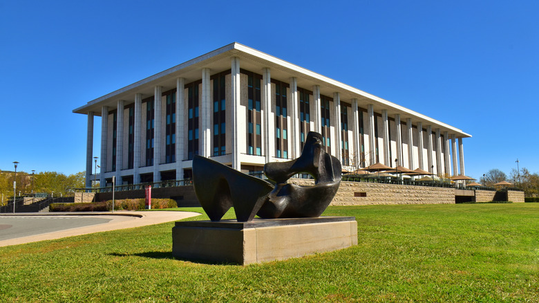 national library of australia and monument