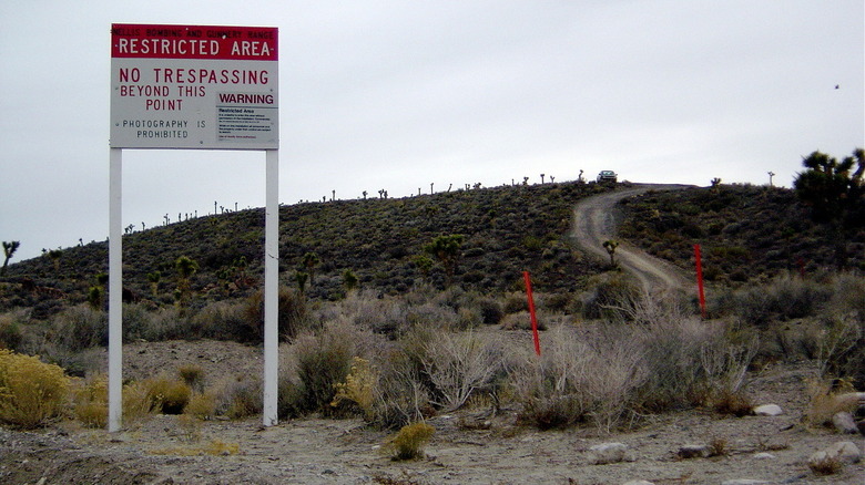 Area 51 warning