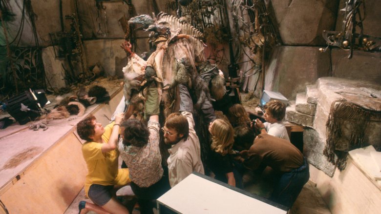 puppeteers working skeksis