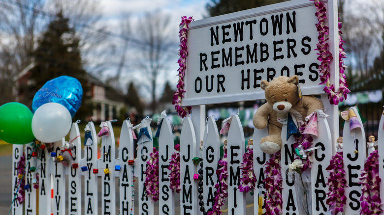 Sandy Hook shooting memorial