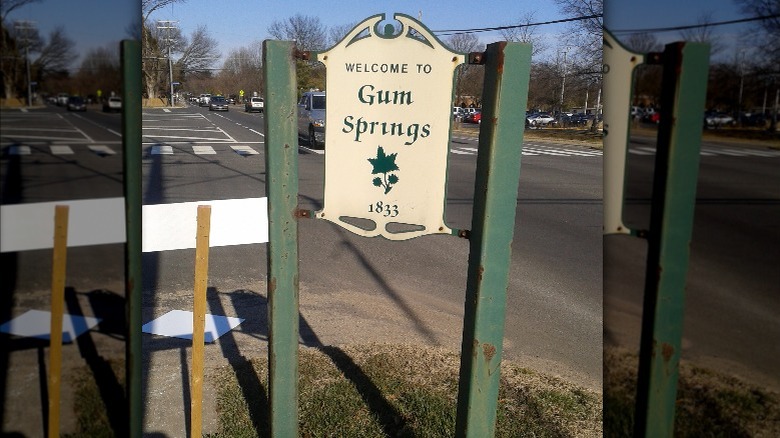 Gum Springs welcome sign