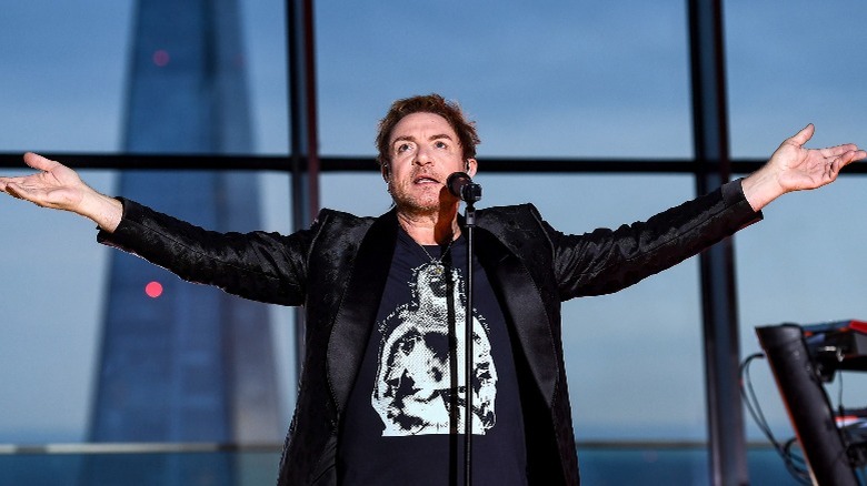 Simon Le Bon performing in 2021