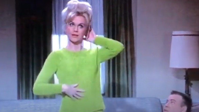 Elizabeth MacRae in "Gomer Pyle, U.S.M.C." green sweater