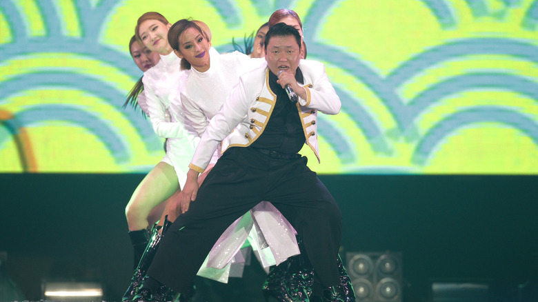 Psy performing