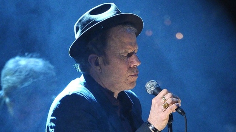 Tom Waits performing