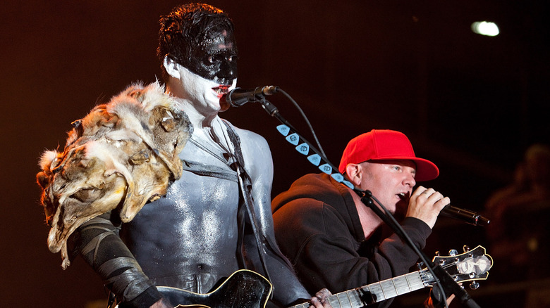 Wes Borland and Fred Durst performing onstage