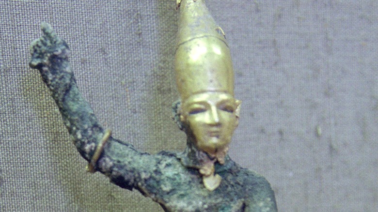 Ancient statue or figurine of baal