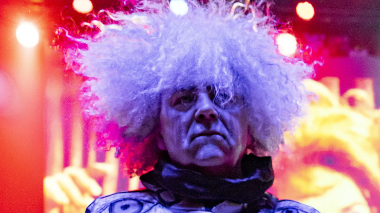 buzz osborne onstage annoyed