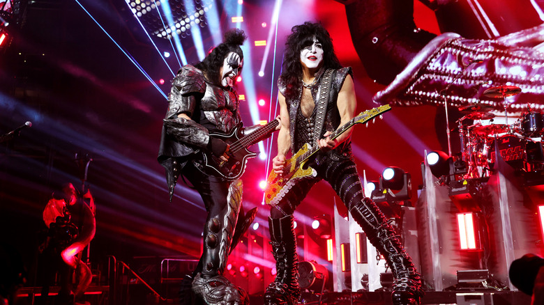Gene Simmons and Paul Stanley playing live
