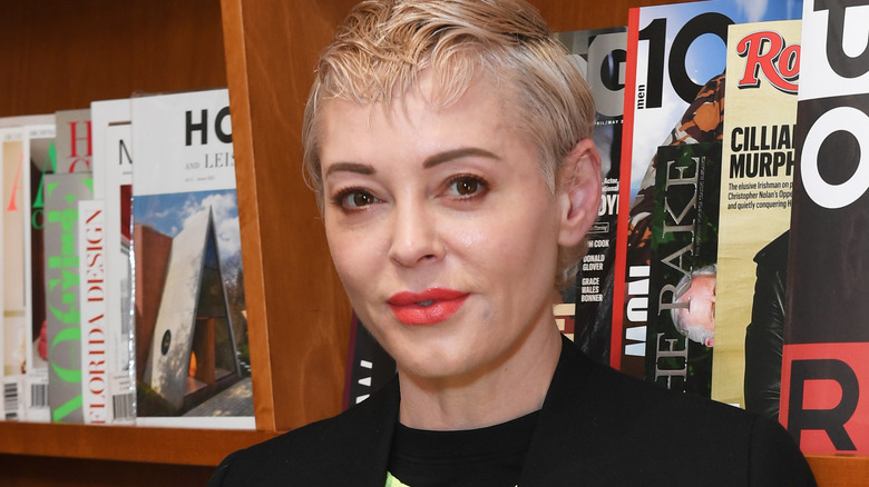 rose mcgowan in bookstore