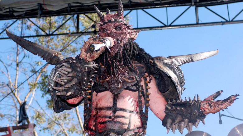 Dave Brockie singing GWAR costume