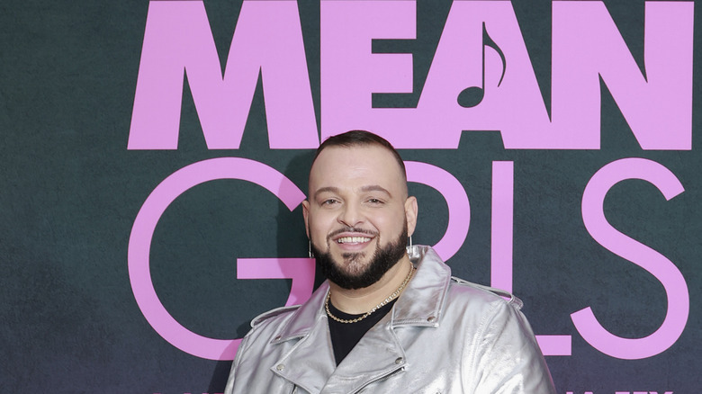 Daniel Franzese smiling silver jacket Mean Girls premiere