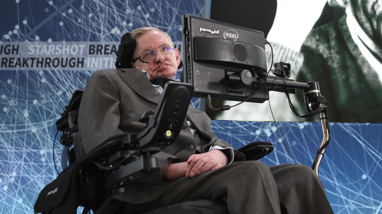 Stephen Hawking giving lecture