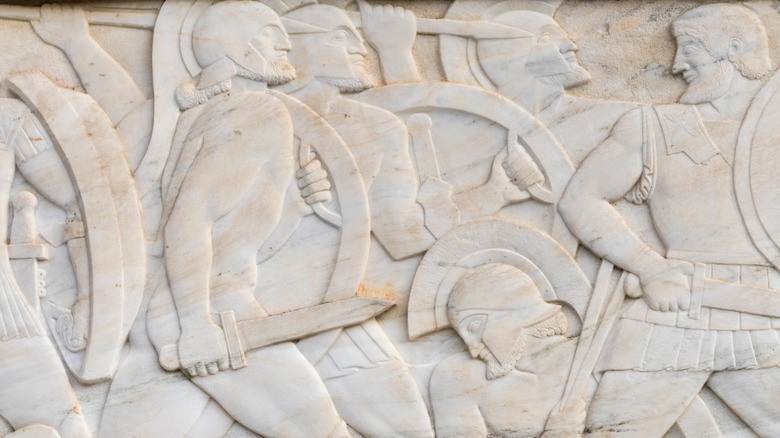 Marble engraving of Thermopylae battle
