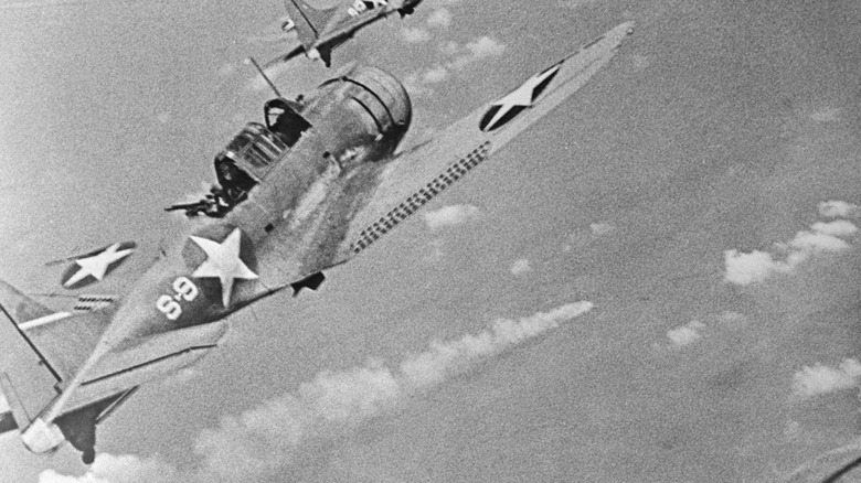 U.S. Navy planes mid-flight during Battle of Midway