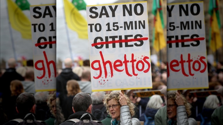 Oxford 15-minute city protestor