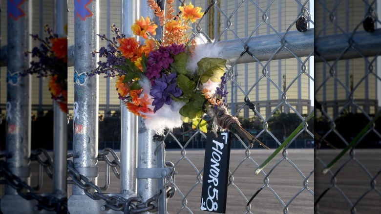 Las Vegas shooting memorial flowers