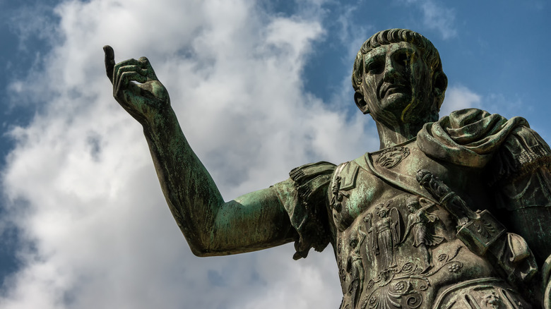 statue of julius caesar hand raised