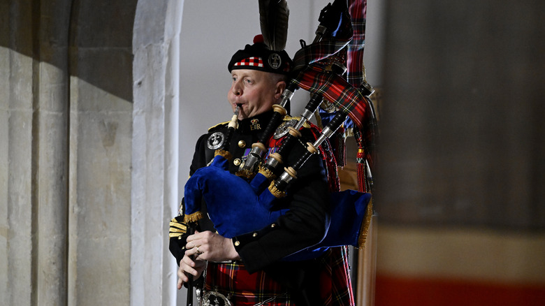 Pipe Major Paul Burns 