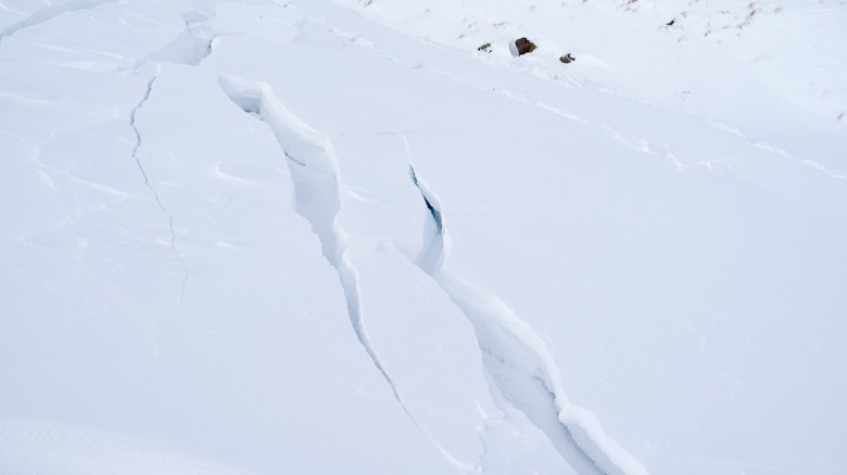 snow before an avalanche