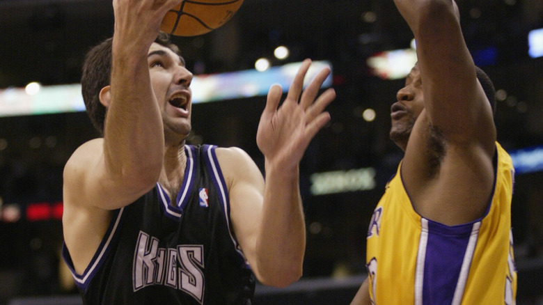 Kings vs. Lakers in the 2002 NBA Western Conference Finals