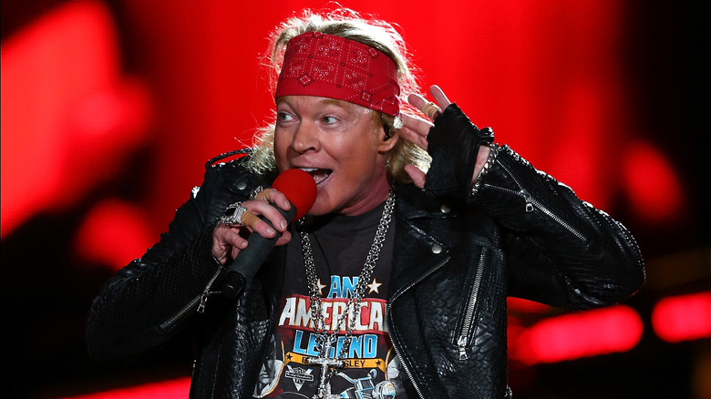 Axl Rose singing