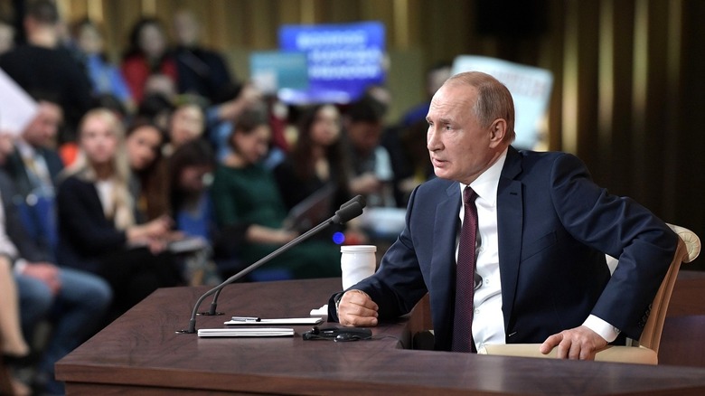 Vladimir Putin at news conference