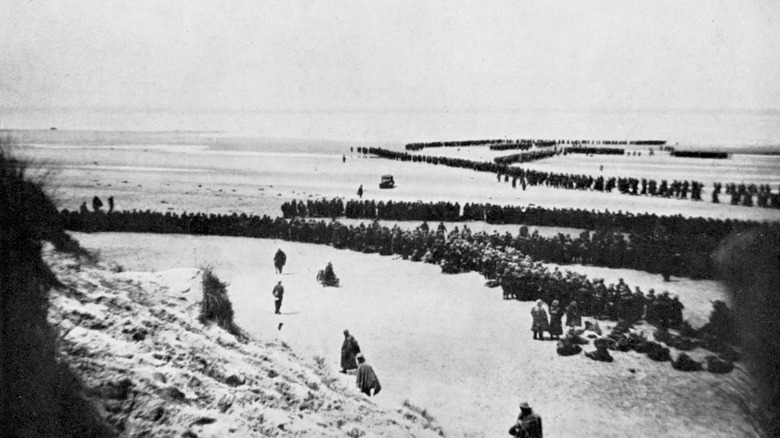 British troops beach Dunkirk