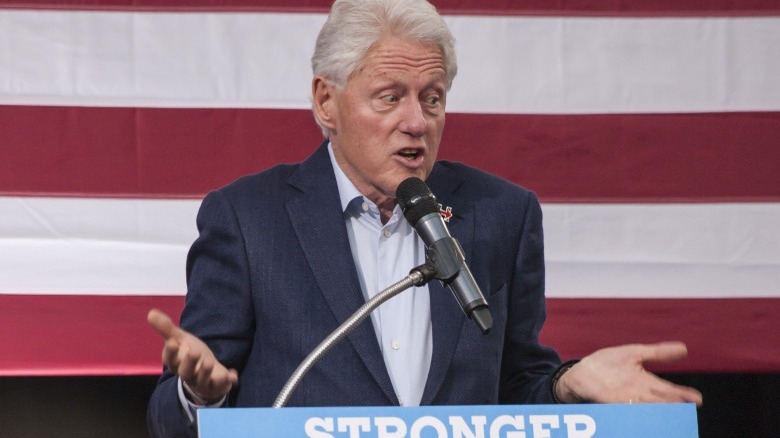 Bill Clinton shrugging