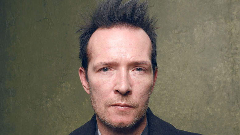 Scott Weiland looking serious