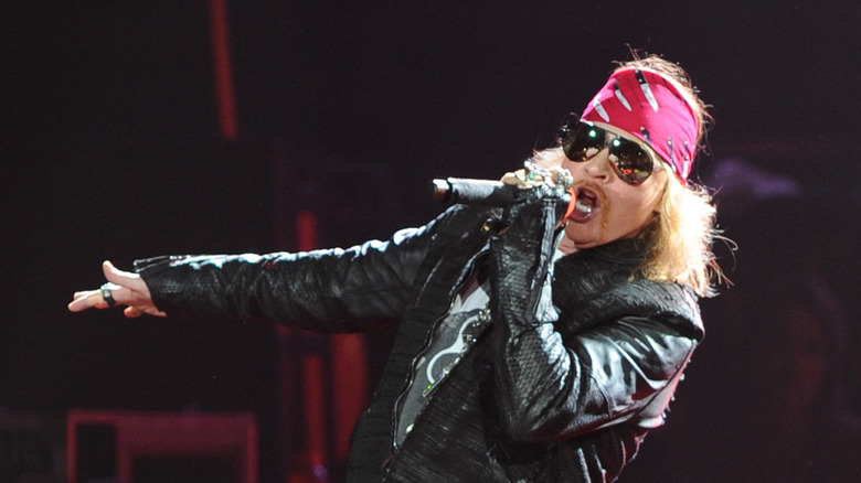 Axl Rose singing