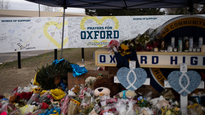 oxford high school shooting memorial