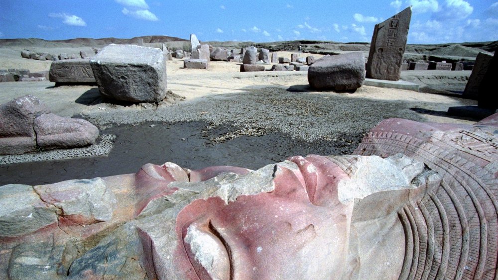 Statue in the city of Tanis, Egypt