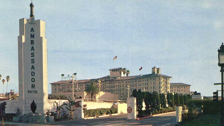 ambasador hotel front entrance