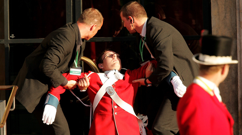 Royal guard fainted in Denmark