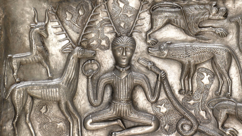 cernunnos in the gundestrup cauldron