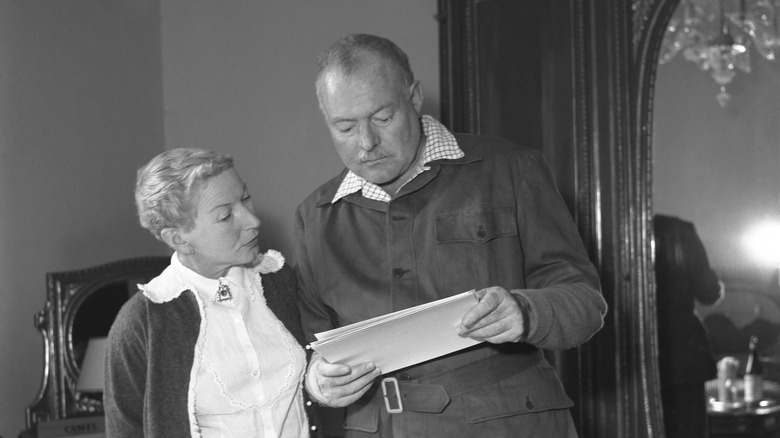 hemingway with wife mary