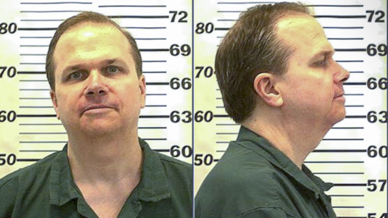 Mark David Chapman mug shot