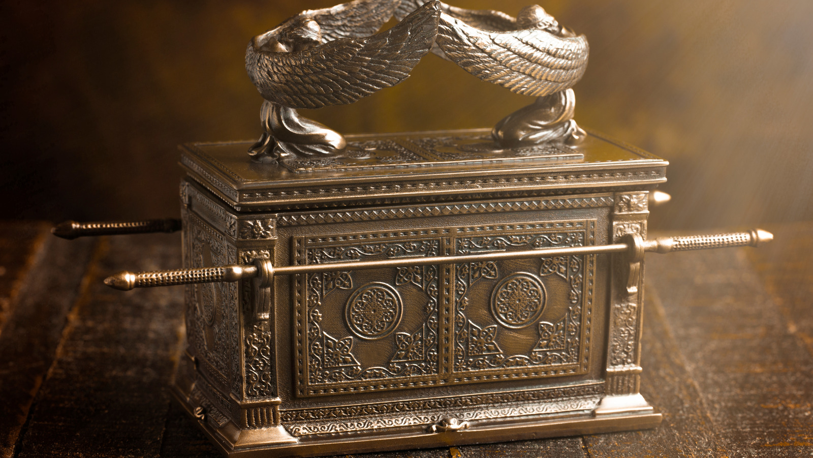 Building Ark Of The Covenant