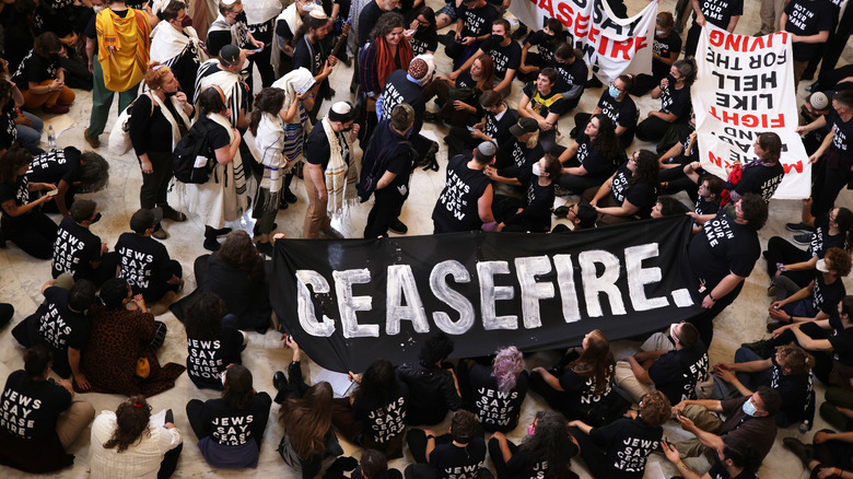 Protesters call for a ceasefire