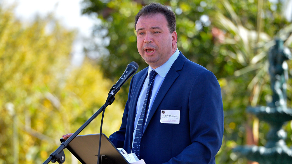 Jeffrey Deskovic speaking at an event