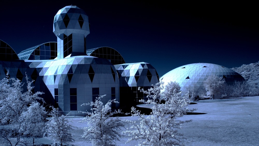 biosphere 2 at night